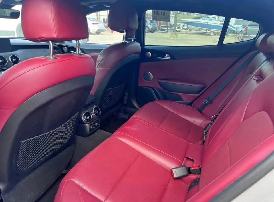 2022 Kia Stinger - Image 7 of 8