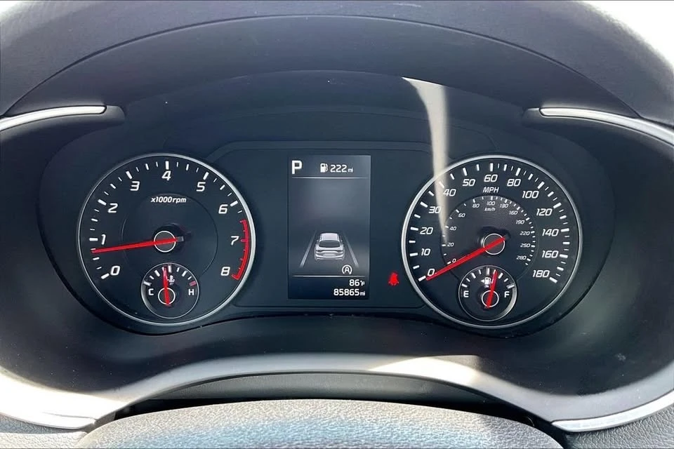 2022 Kia Stinger GT - Image 13 of 20