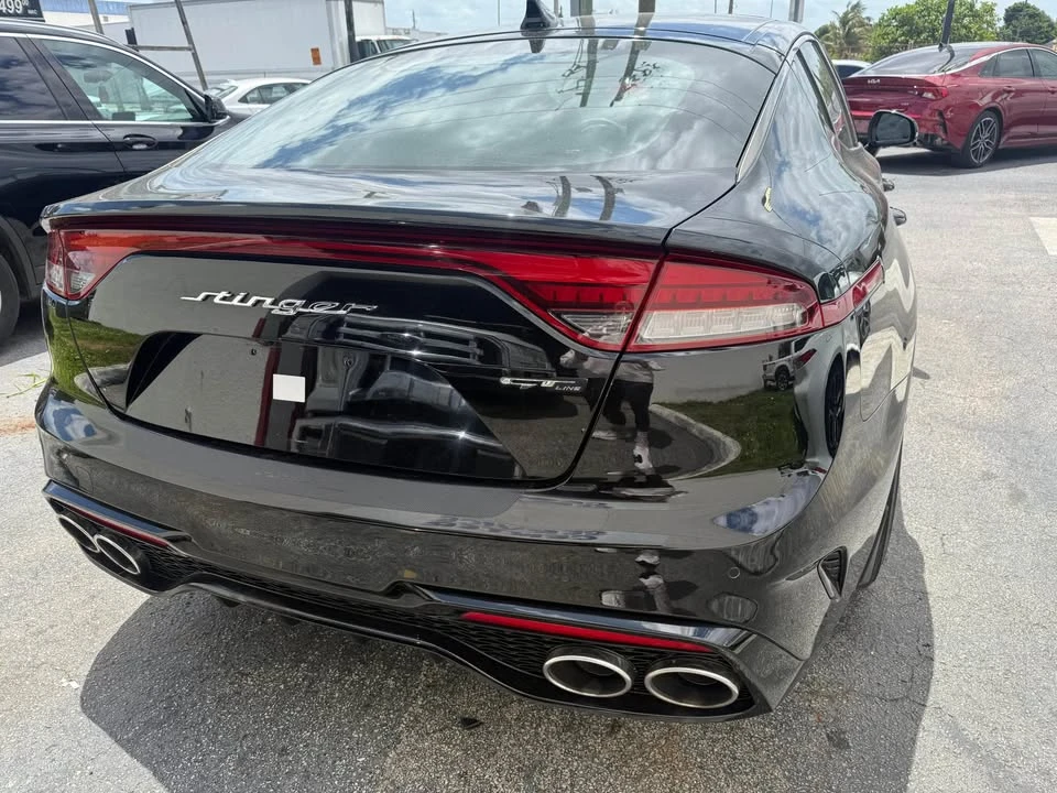 2022 Kia Stinger - Image 4 of 9