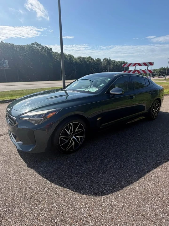 2022 Kia Stinger GT - Image 6 of 11