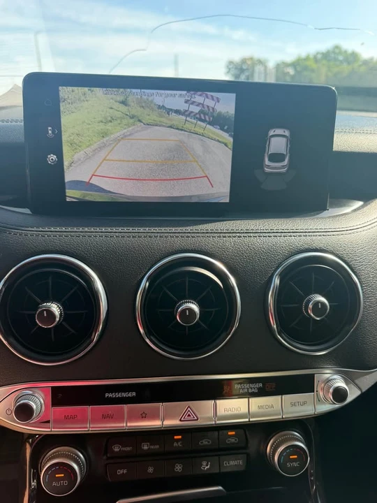 2022 Kia Stinger GT - Image 9 of 11