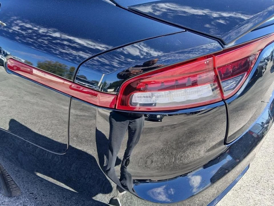 2022 Kia Stinger GT - Image 14 of 20
