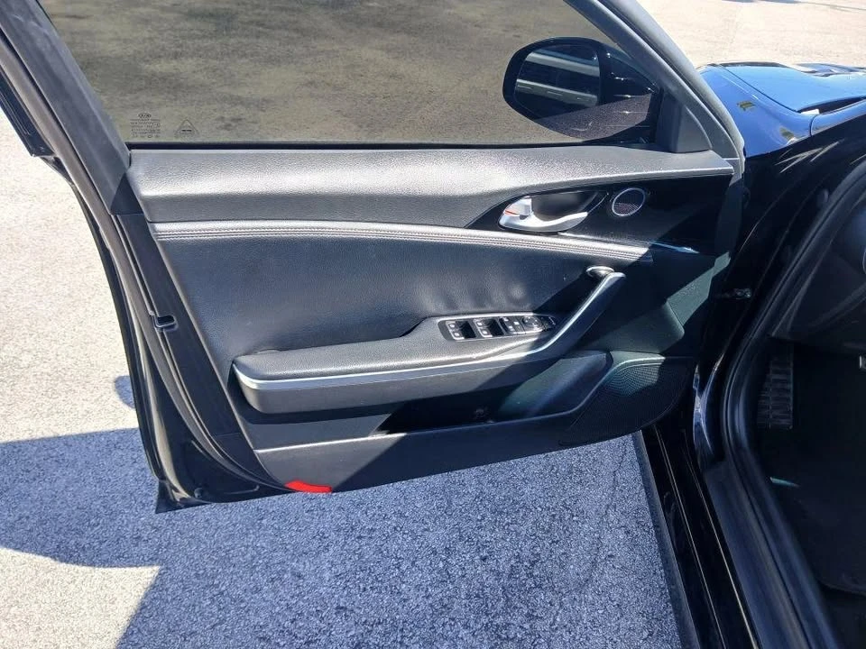 2022 Kia Stinger GT - Image 11 of 20