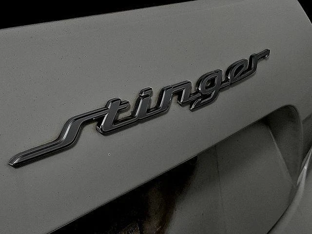 2022 Kia Stinger - Image 13 of 14
