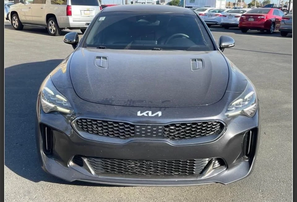 2022 Kia Stinger GT - Image 7 of 15