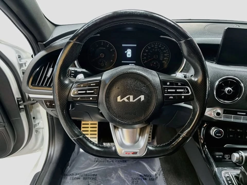 2022 Kia - Image 11 of 20