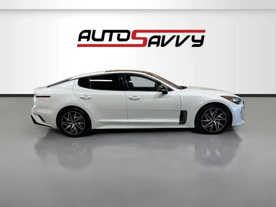 2022 Kia - Image 8 of 20