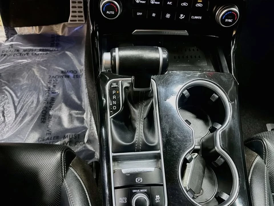 2022 Kia - Image 17 of 20