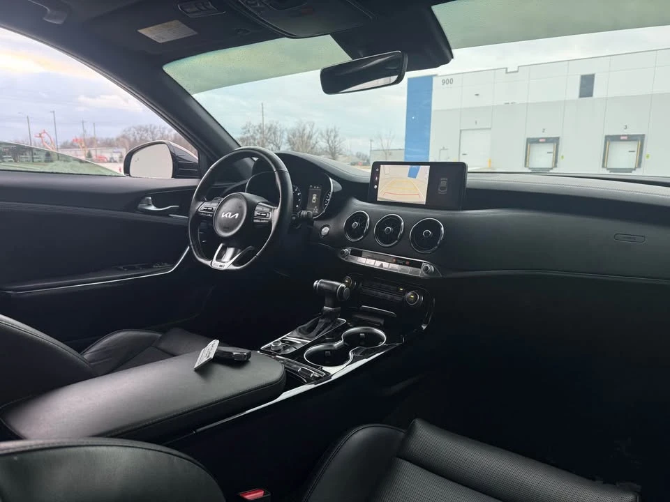 2022 Kia Stinger - Image 12 of 20