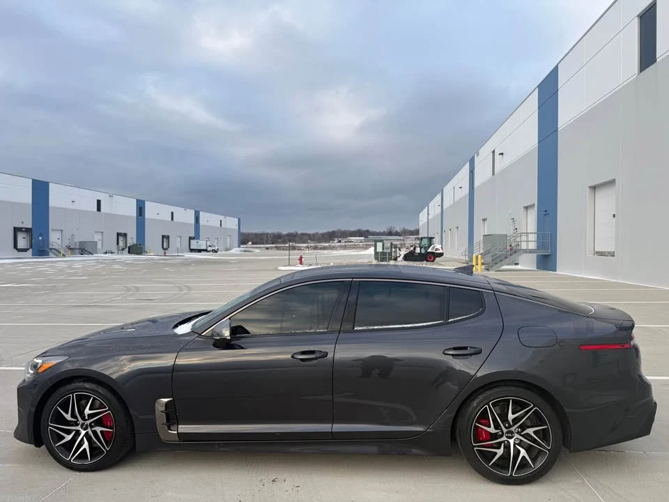 2022 Kia Stinger - Image 8 of 20