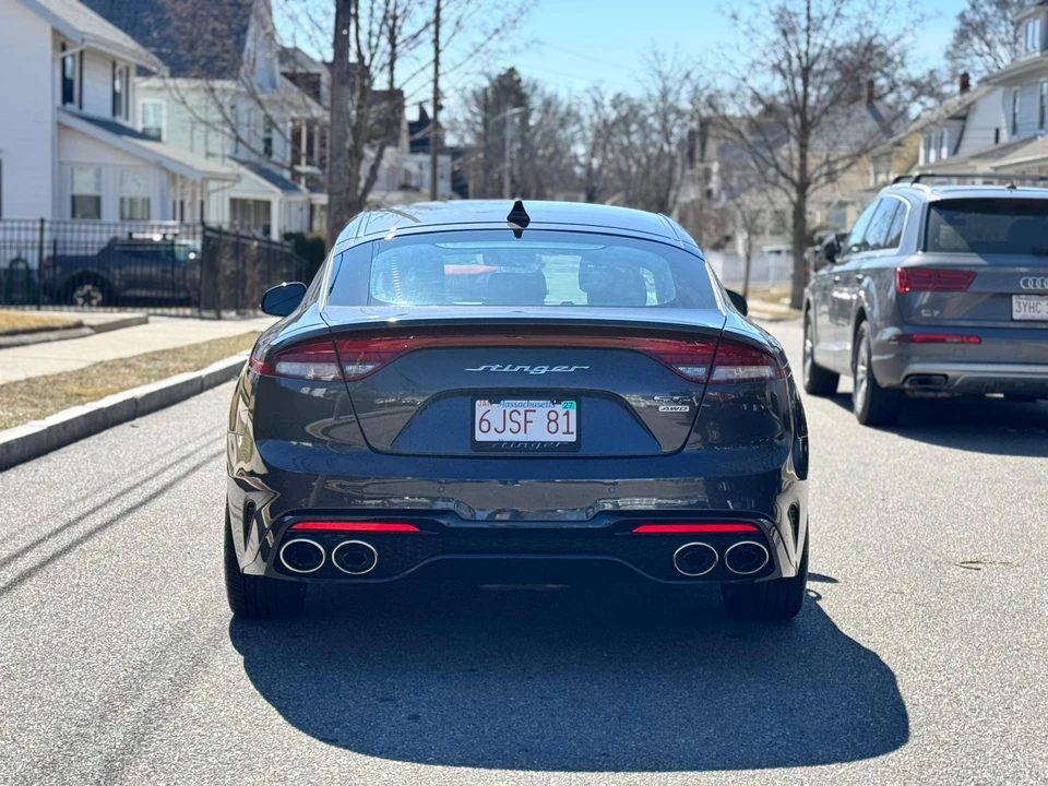 2022 Kia Stinger - Image 11 of 31