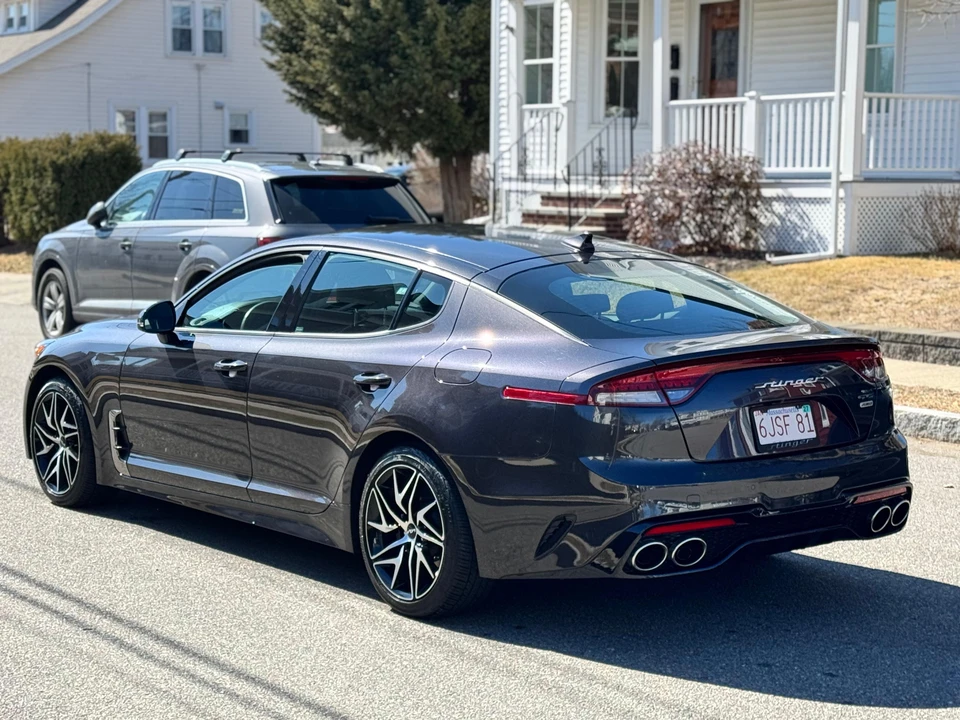 2022 Kia Stinger - Image 10 of 31