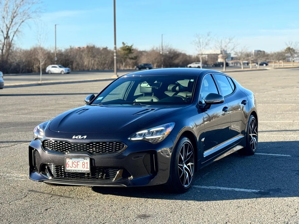 2022 Kia Stinger - Image 7 of 31