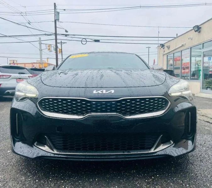 2022 Kia Stinger - Image 2 of 12