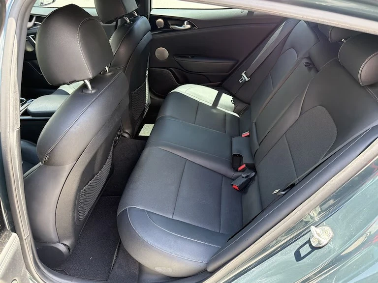 2022 Kia Stinger - Image 10 of 20
