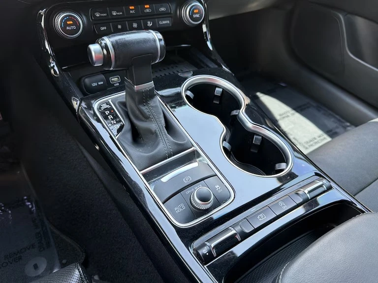 2022 Kia Stinger - Image 16 of 20