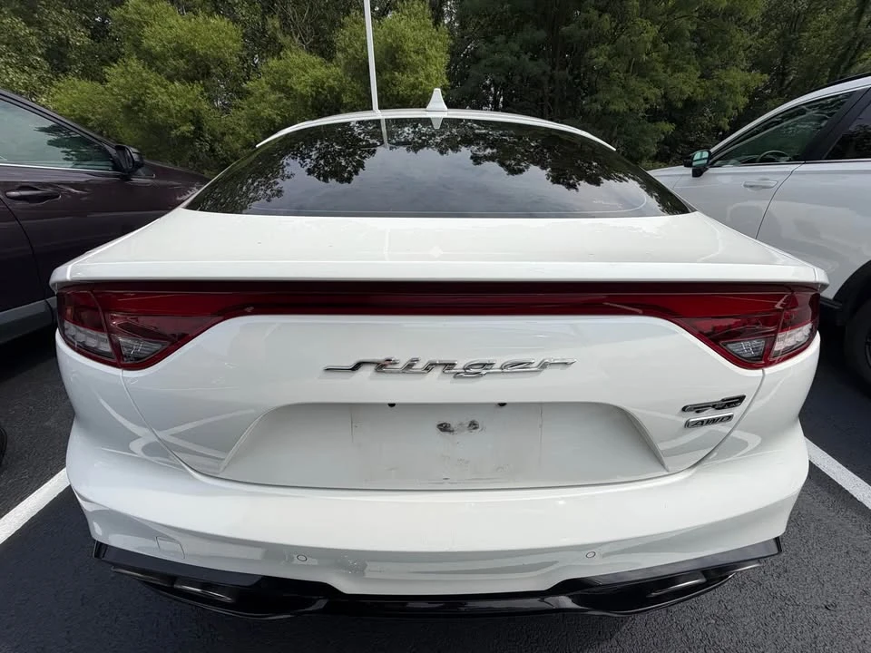 2022 Kia Stinger - Image 3 of 9