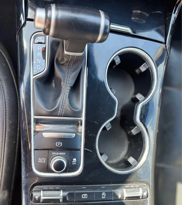 2022 Kia Stinger GT - Image 13 of 14