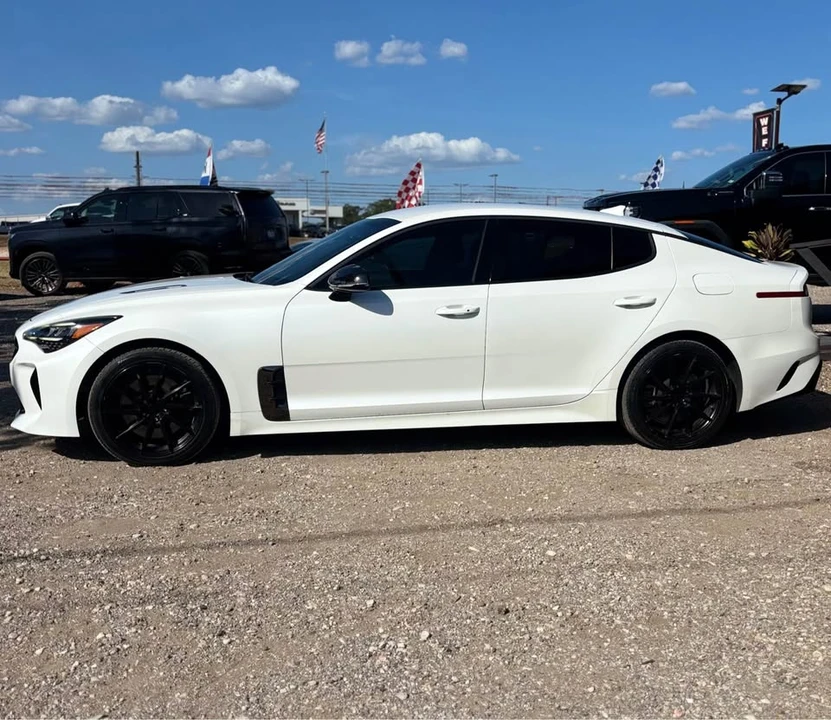 2022 Kia Stinger GT - Image 4 of 14