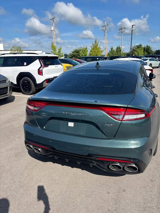 2022 Kia Stinger - Image 3 of 4