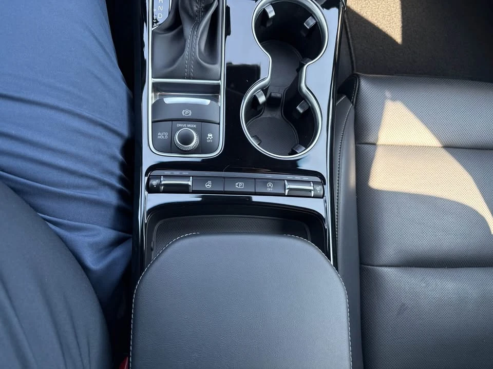 2022 Kia Stinger GT - Image 9 of 11