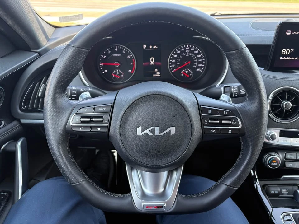 2022 Kia Stinger GT - Image 4 of 11