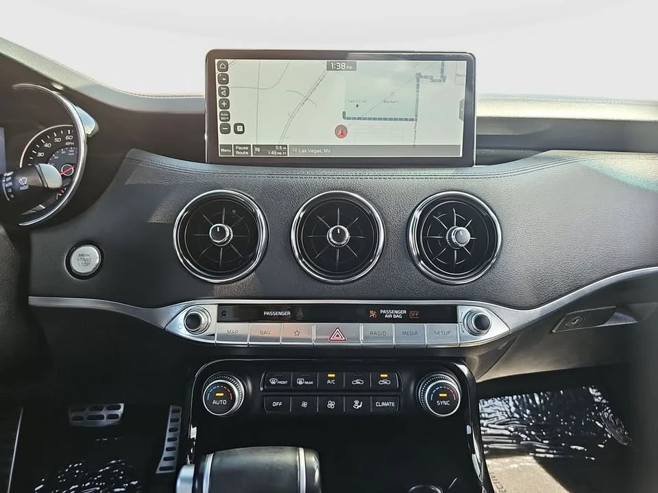2022 Kia Stinger - Image 14 of 19