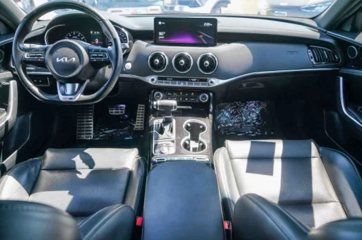 2022 Kia Stinger GT - Image 6 of 11
