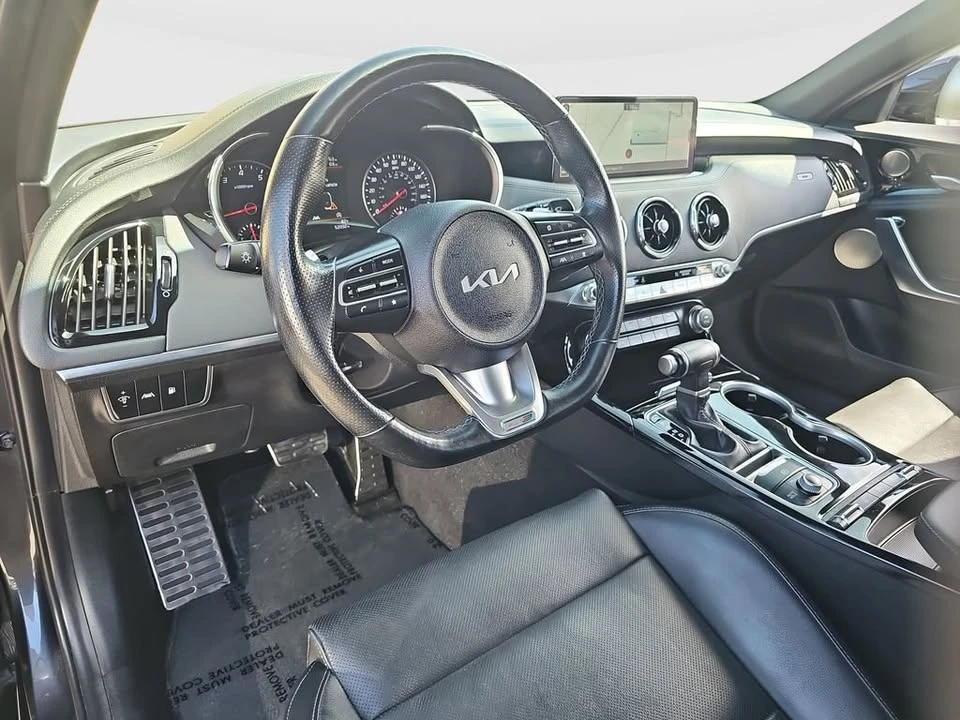 2022 Kia Stinger - Image 8 of 19