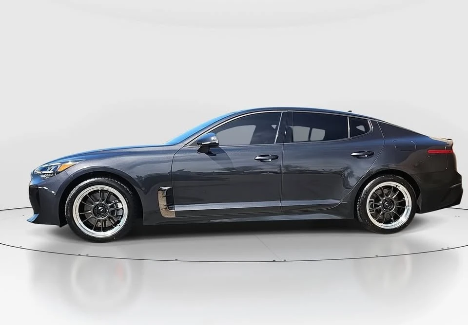 2022 Kia Stinger - Image 7 of 19