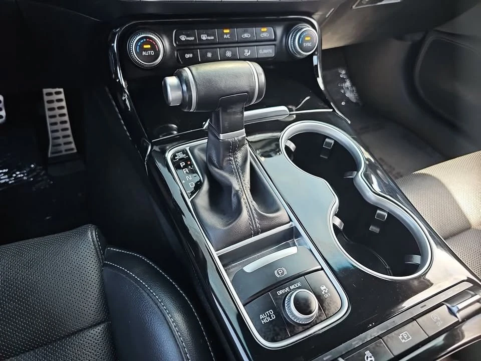2022 Kia Stinger - Image 15 of 19