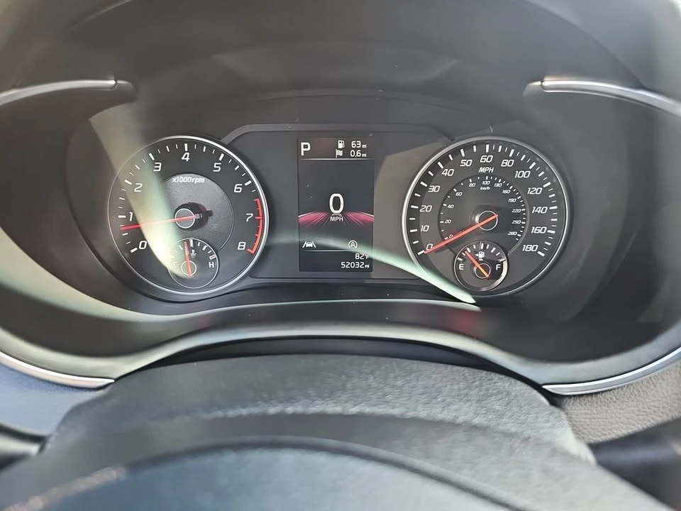 2022 Kia Stinger - Image 9 of 19