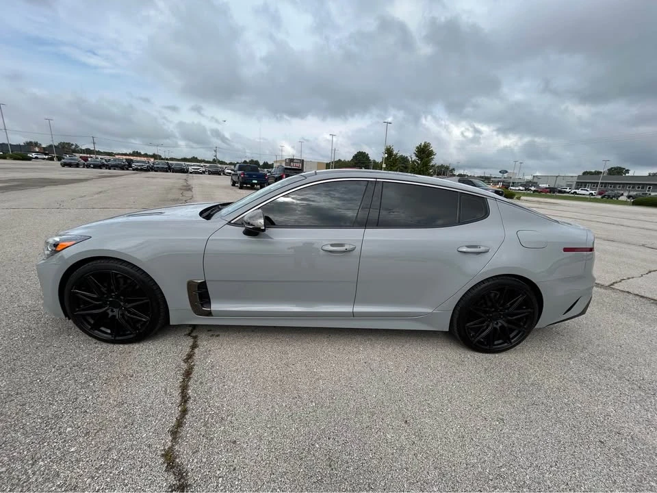2022 Kia Stinger - Image 4 of 14