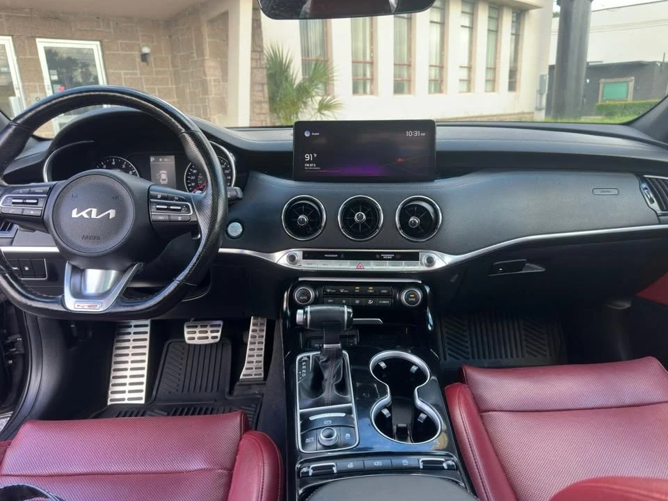 2022 Kia Stinger - Image 7 of 9
