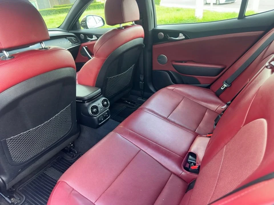 2022 Kia Stinger - Image 9 of 9