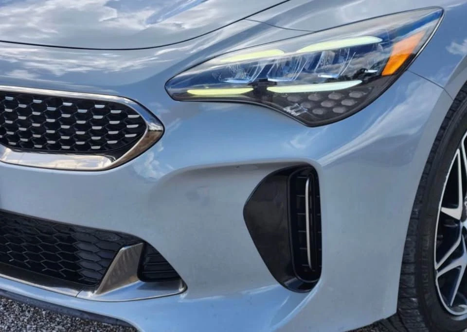 2022 Kia Stinger - Image 5 of 10
