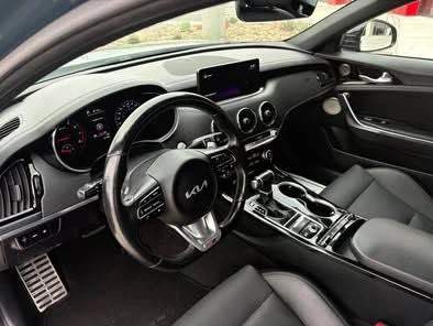 2022 Kia Stinger - Image 4 of 10