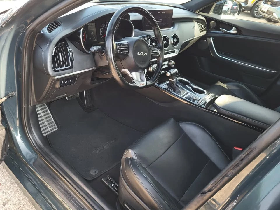 2022 Kia Stinger GT - Image 19 of 20