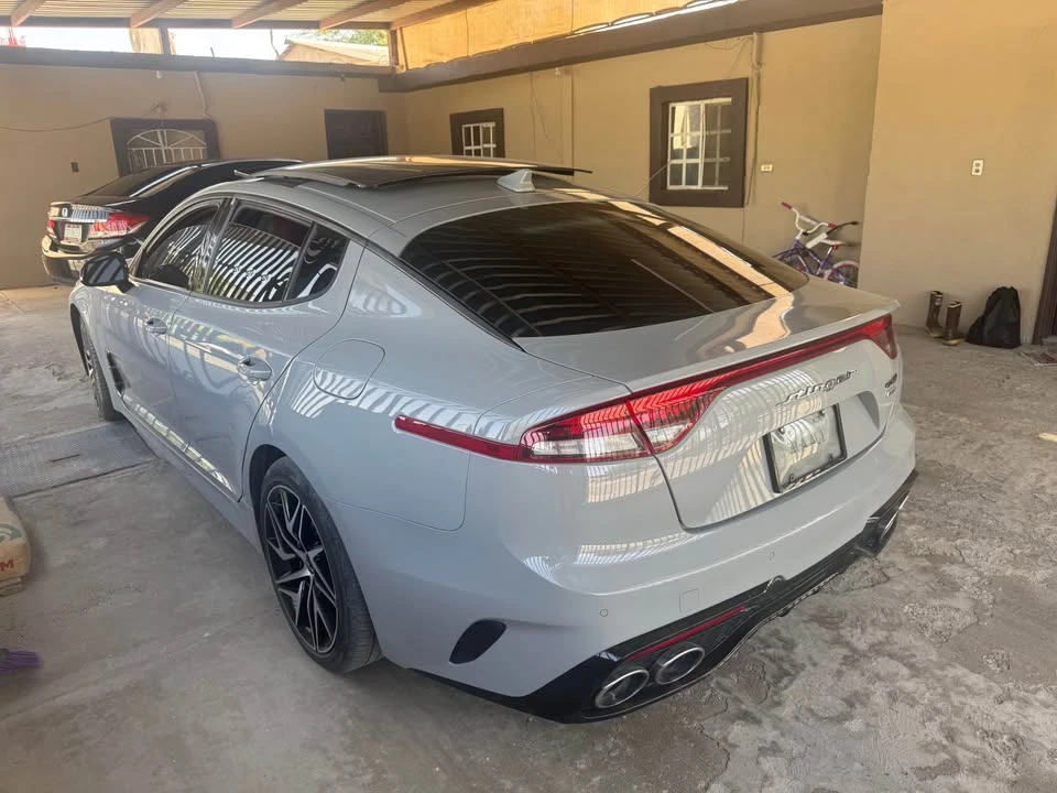 2022 Kia Stinger - Image 6 of 9