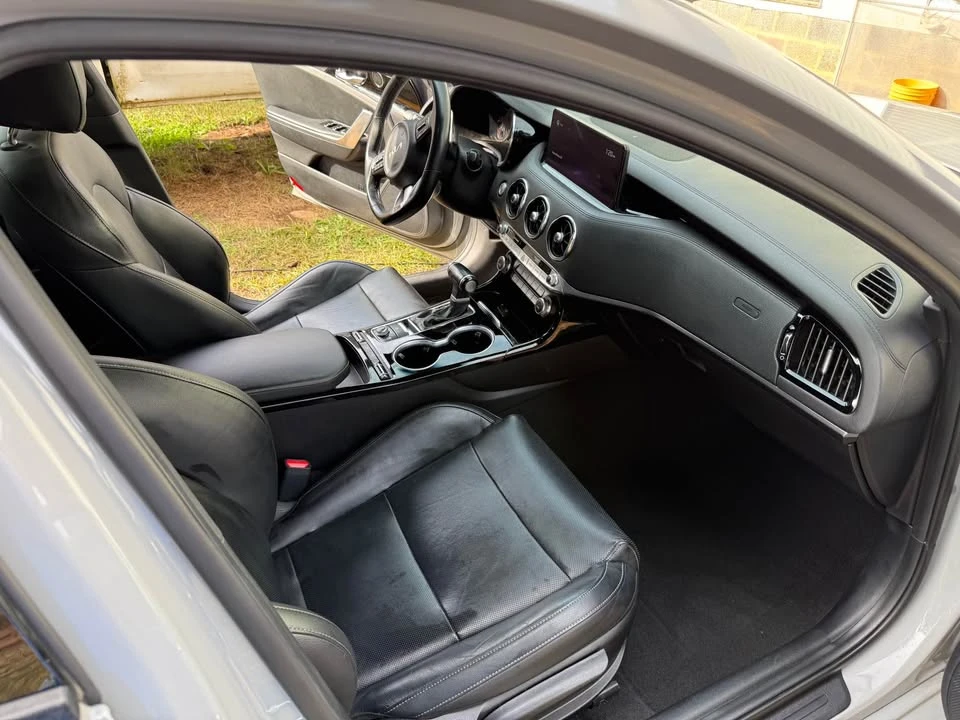 2022 Kia Stinger - Image 3 of 7