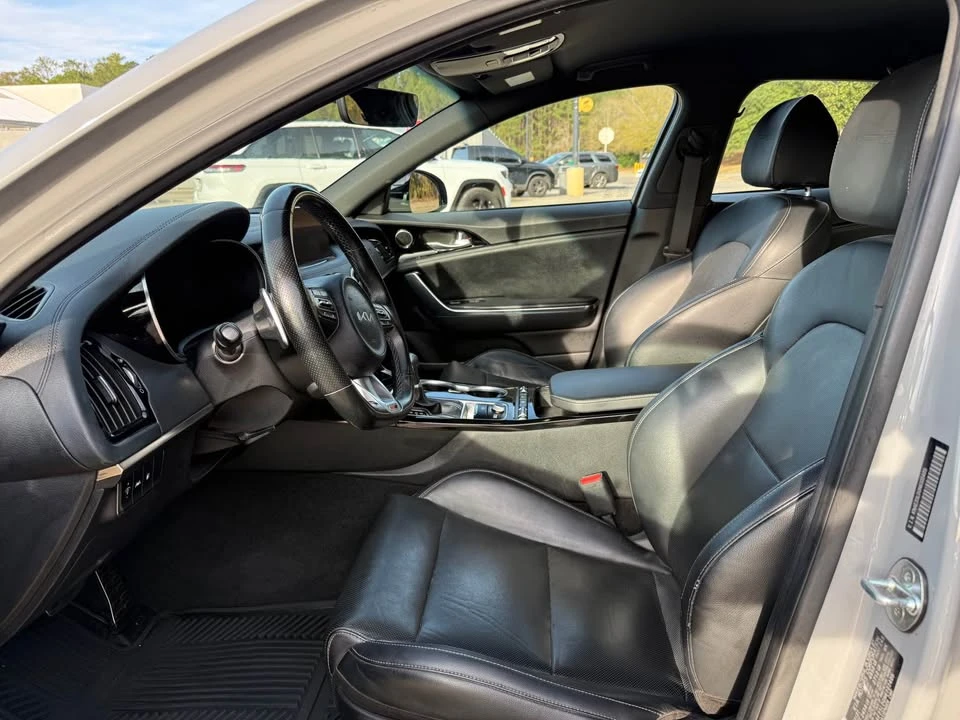 2022 Kia Stinger - Image 2 of 7
