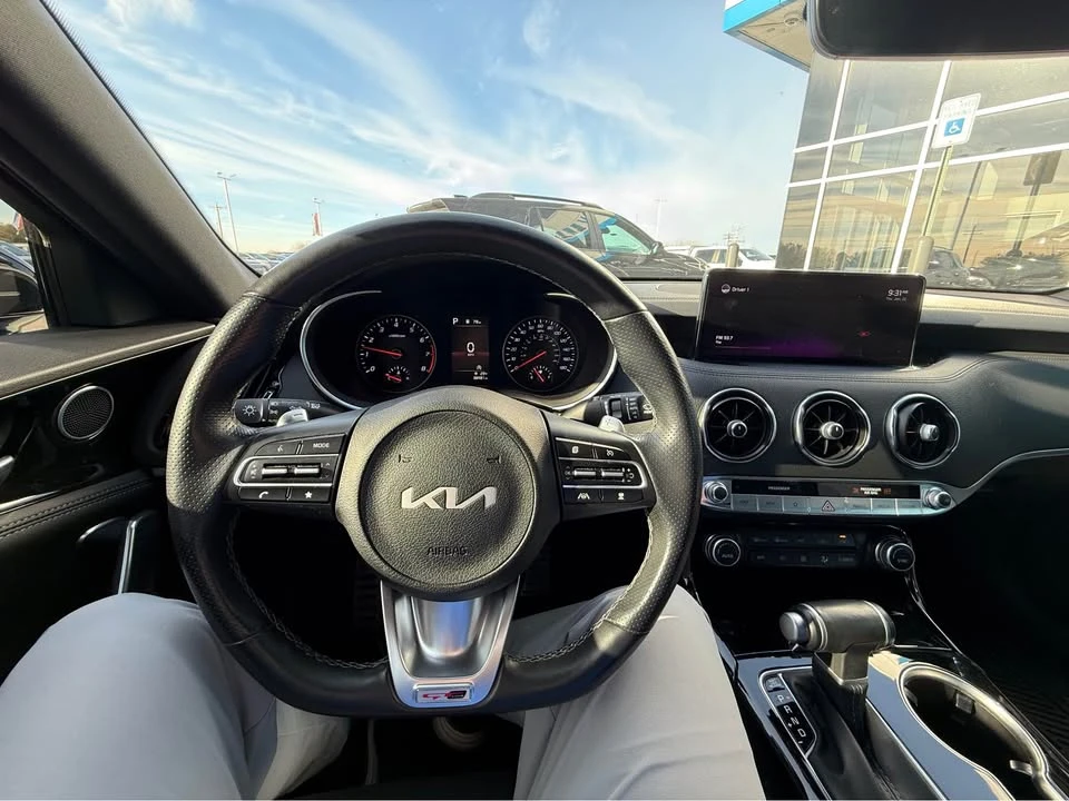 2022 Kia Stinger - Image 3 of 18