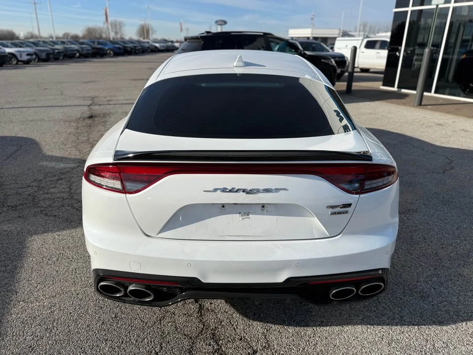 2022 Kia Stinger - Image 8 of 18