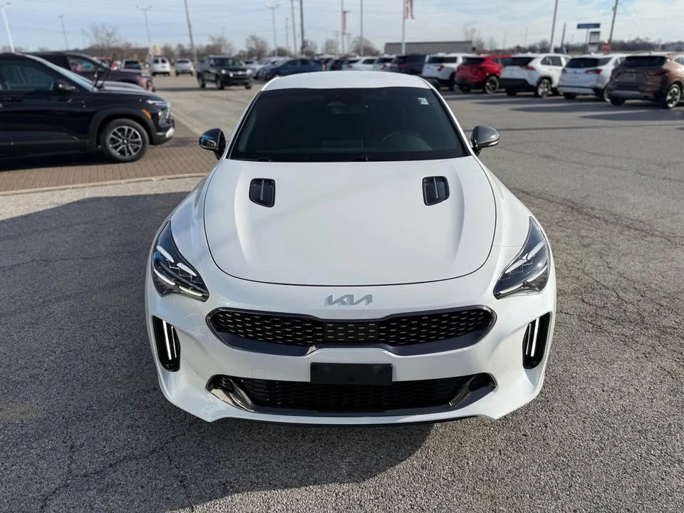 2022 Kia Stinger - Image 5 of 18