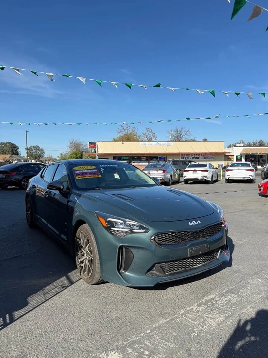 2022 Kia Stinger GT - Image 2 of 11