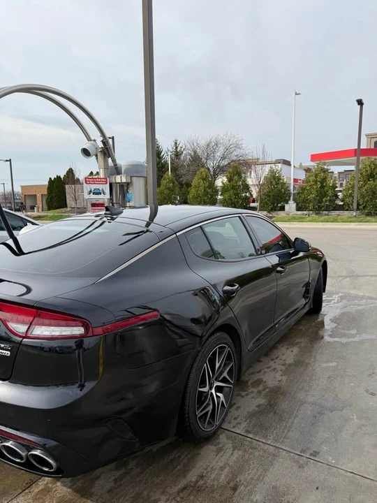2022 Kia Stinger GT - Image 4 of 10