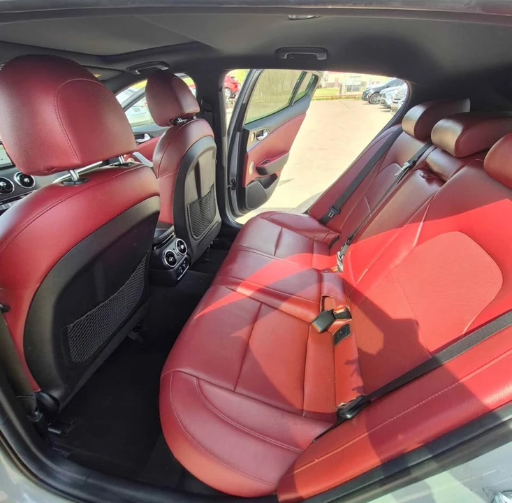 2022 Kia Stinger - Image 10 of 10