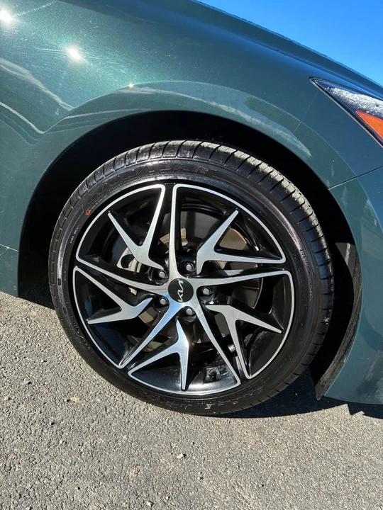 2022 Kia Stinger - Image 5 of 14