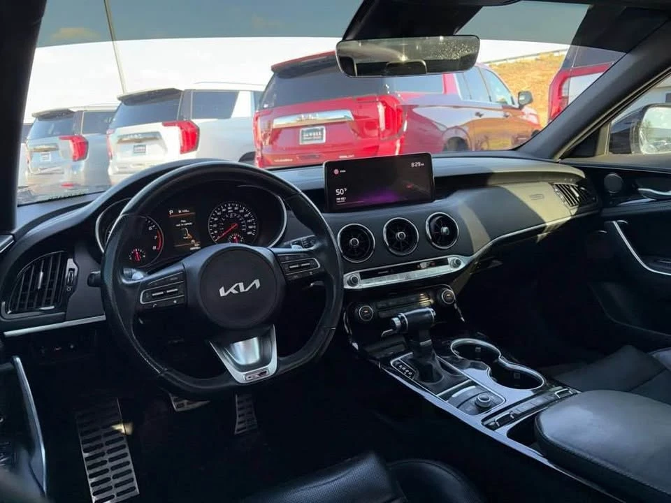2022 Kia Stinger - Image 3 of 3