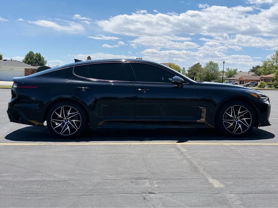 2022 Kia Stinger - Image 4 of 17